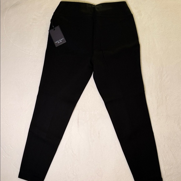Insight Skinny Pants - Picture 14 of 17